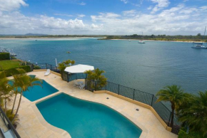 Commodore Apartments, Noosa